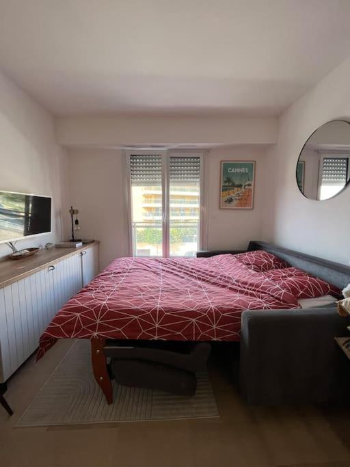 Studio Lumineux A 2 Mn A Pied De La Plage Кан Екстериор снимка