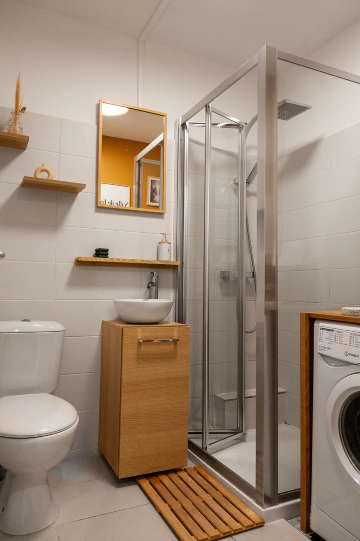 Studio Lumineux A 2 Mn A Pied De La Plage Кан Екстериор снимка