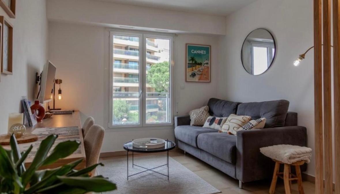 Studio Lumineux A 2 Mn A Pied De La Plage Кан Екстериор снимка